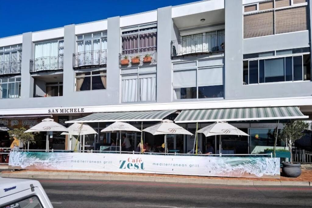 Appartement Mountain Views, Walks, Heart Of Old Village Gordonsbaai